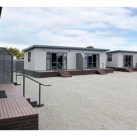 Pine Lake View Lodge Kaiapoi 외부 사진